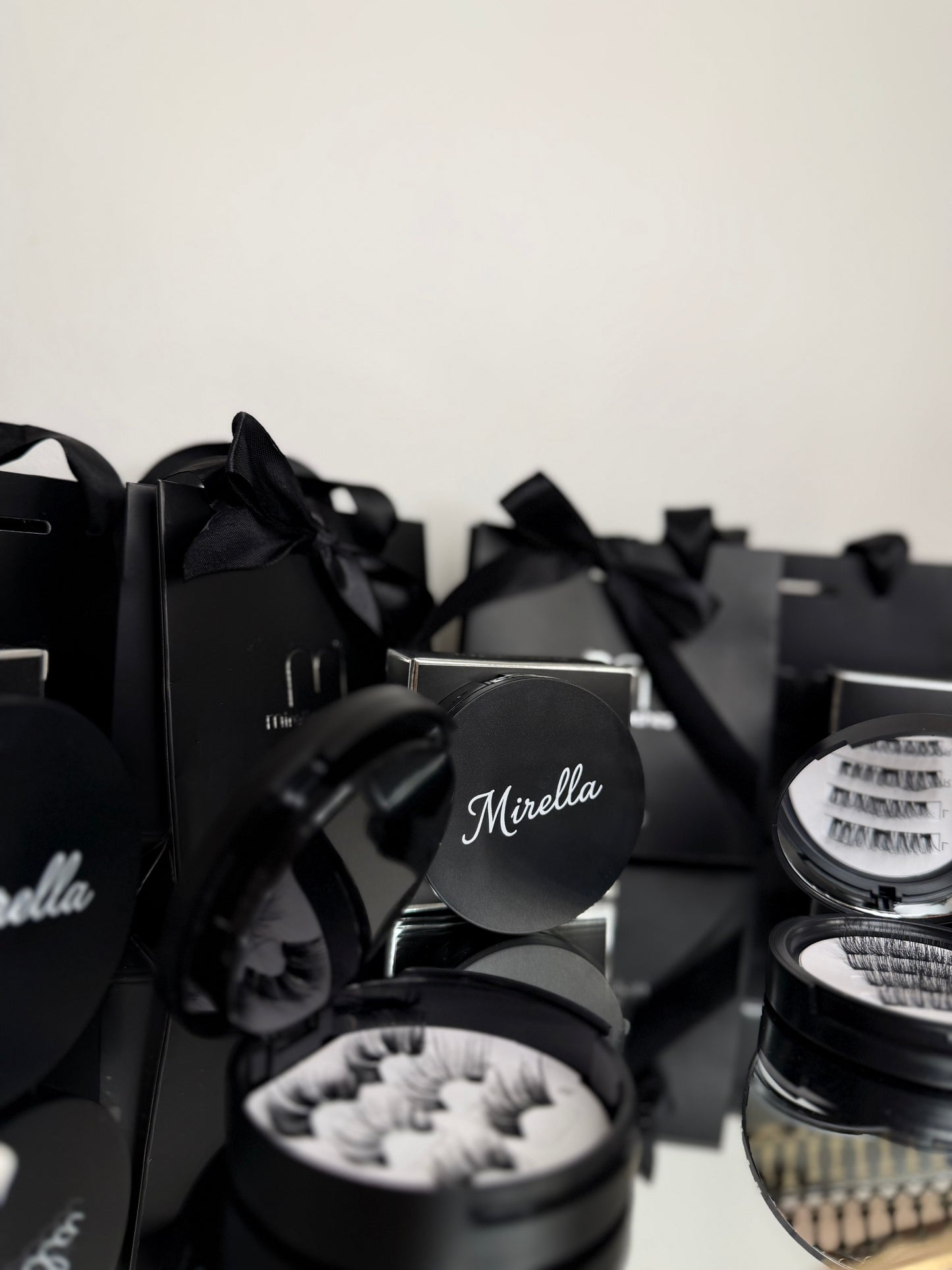 Mirella Lashes