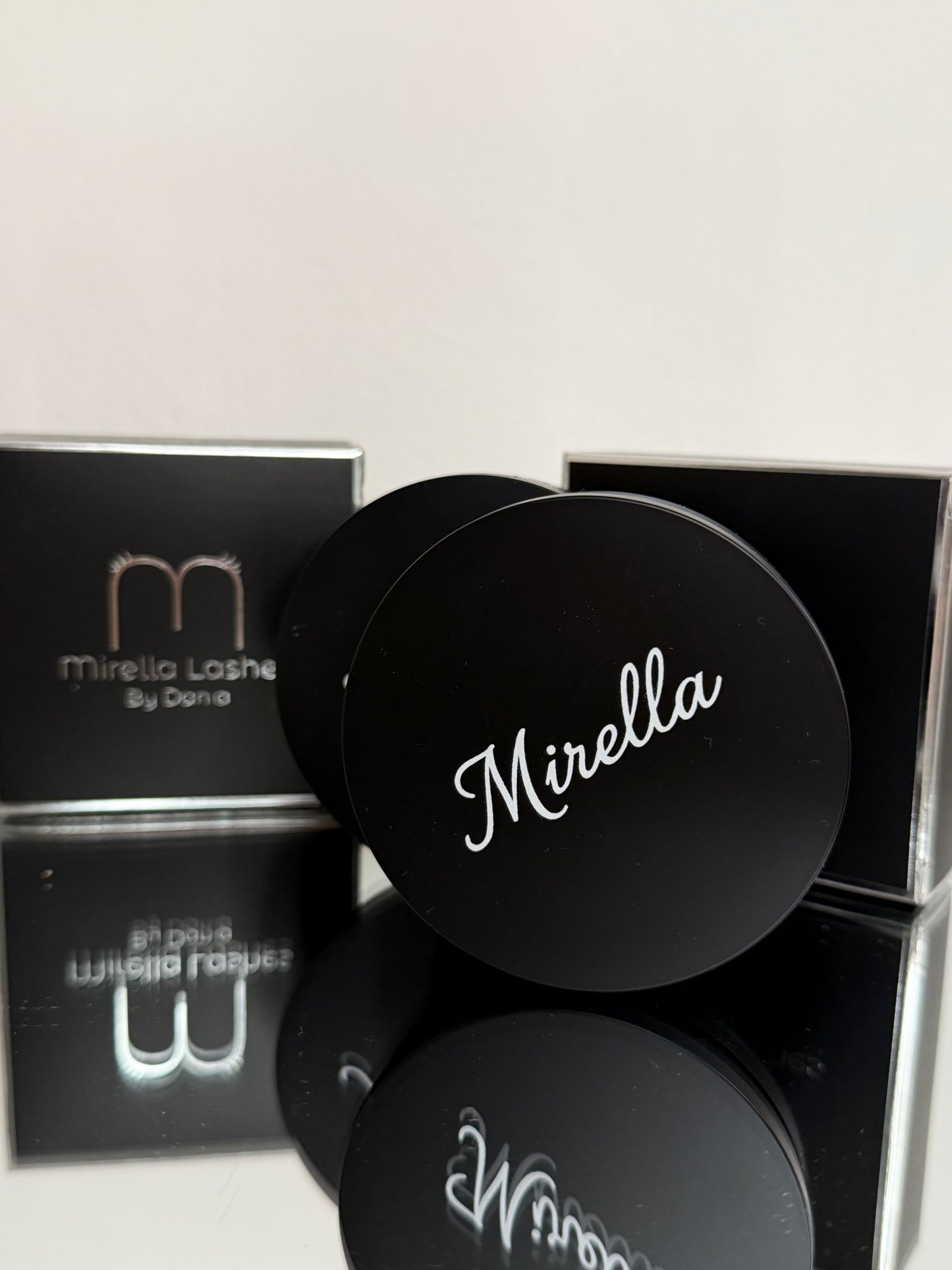 Mirella Lashes